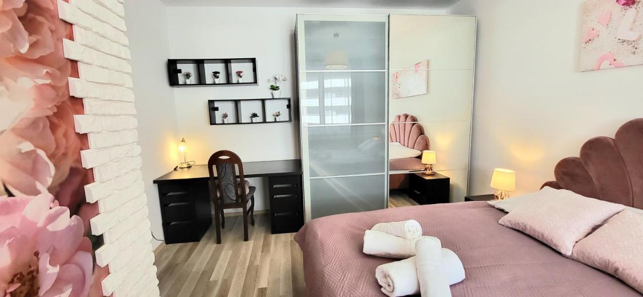 Apartmán Luxury Kings 50m2 2 Pok. Downtown Dobrego Pasterza Piekny